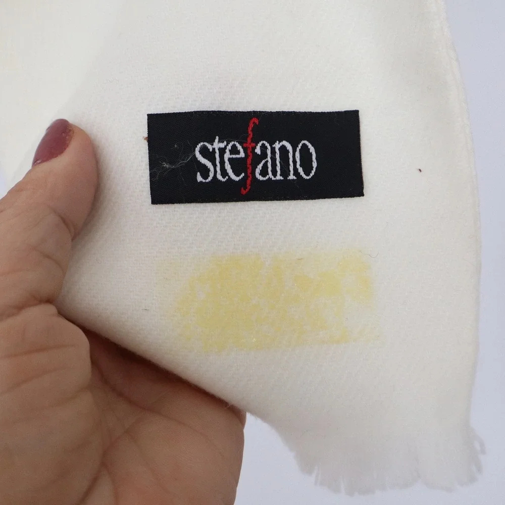 Stefano Scarf Unisex One Size Cream Paisley Damask Eyelash Fringe Good